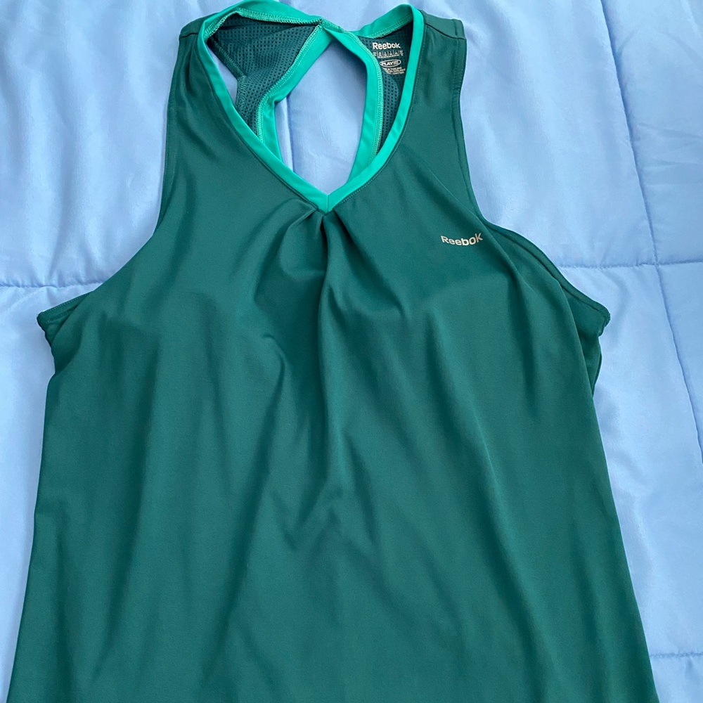 Reebok tank top with integrated bra